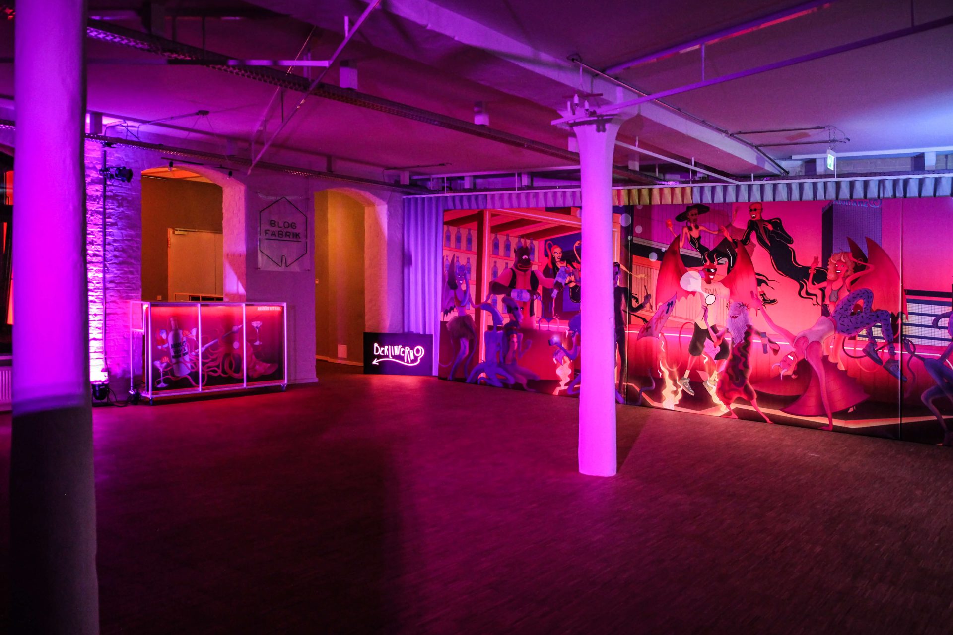 absolut-venue-02
